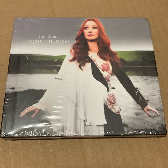 New sealed Tori Amos CD - Picture 1 of 5